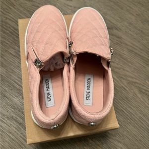 Steve Madden Blush sneakers new with box